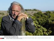 Gruissan (Aude): Pierre RIVHARD dans ses vignes