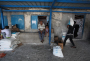 UN supply Gaza with flour during truce