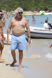 Flavio Briatore joue ¿ la plage avec Elisabetta Gregoraci et leurs fils Falco Nathan. Lafata. 