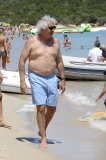 Flavio Briatore joue ¿ la plage avec Elisabetta Gregoraci et leurs fils Falco Nathan. Lafata. 
