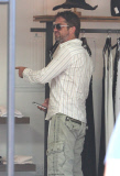 Gerald Butler keeps it low key in Malibu