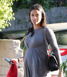 Pregnant Zoe Saldana going to Matsuhisa