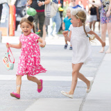 Sarah Jessica Parker`s Twins Spotted On their Way to School