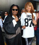 Diane von Furstenberg Show During the Mercedes-Benz Fashion Week Spring/Summer 2015 - Outside Arrivals