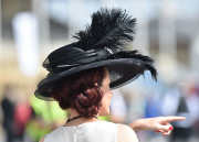 Racing from Doncaster, Britain - 11 Sep 2014