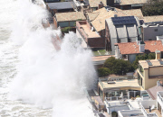 PREMIUM EXCLUSIVE Star-studded Malibu Colony under siege by rising sea levels