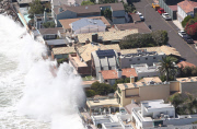 PREMIUM EXCLUSIVE Star-studded Malibu Colony under siege by rising sea levels