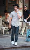 Nick Jonas and Joe Jonas Having Lunch in Soho