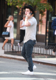 Nick Jonas and Joe Jonas Having Lunch in Soho