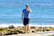 *EXCLUSIVE* Chris Martin tries to get his life back on track!