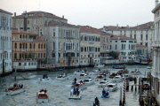 Clooney and guests sail to to pre-wedding dinner