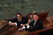 Clooney and guests sail to to pre-wedding dinner