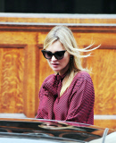 EXC - KATE MOSS HAVING LUNCH AT SCOTTS WITH CELEB PALS
