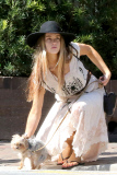 Boho chic Amber Heard and her little friend go Shopping in Savannah