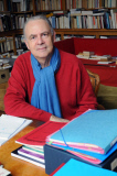 PATRICK MODIANO : "ECRIRE, C'EST COMME CONDUIRE DANS LE BROUILLARD".