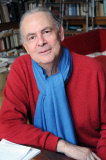 PATRICK MODIANO : "ECRIRE, C'EST COMME CONDUIRE DANS LE BROUILLARD".