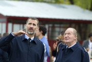 King Felipe VI And King Juan Carlos I During An Air Show 