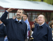 King Felipe VI And King Juan Carlos I During An Air Show 
