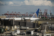 Ebola screening ramped up at NYC area airports