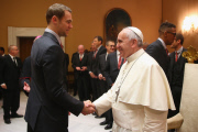 Spieler und Funktionäre des FC Bayern München bei einer Privataudienz bei Papst_Franziskus