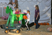 Heidi Klum¿s kids hit the pumpkin patch