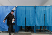 UKRAINE: Ukraine runs Parliamentary elections