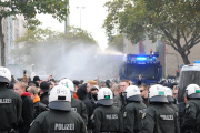 Hooligandemo eskaliert in Köln 