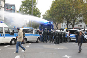 Hooligandemo eskaliert in Köln 