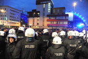 Hooligandemo eskaliert in Köln 