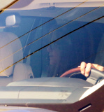 Jennifer Aniston ditches engagement ring during lunch date at Tavern