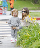 No US rights | Actress JESSICA ALBA takes daughter HAVEN on morning coffee run