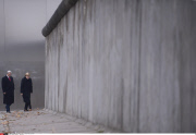 Merkel, Wowereit - Berlin Wall