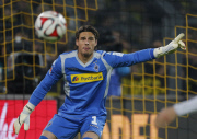 Fussball: Borussia Dortmund vs. Borussia Mönchengladbach 1:0