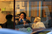 *EXCLUSIVE* FKA Twigs grabs some Cream Puffs with her Band Members