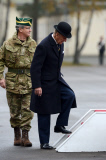Prinz Philip zeichnet Soldaten in Paderborn aus