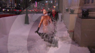 KIM KARDASHIAN SNOW-BLOWER