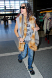 Steven Tyler has plenty of swag at the Airport