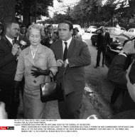 FRA<LEVEE DU CORPS D'ALI AGA KHAN ET SON  INHUMATION A ASSOUAN