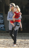 Jessica Alba and Cash Warren take the kids out for some holiday fun
