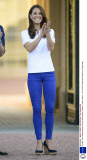 Olympic Torch Relay passes through Buckingham Palace, London, Britain - 26 Jul 2012