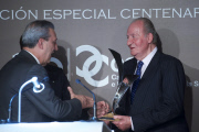 Juan Carlos receive Tiepolo Price