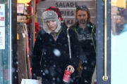 Kate Hudson and Matthew Bellamy keep it amicable for a shopping trip at Boogies