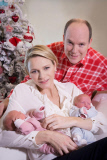 LE PRINCE ALBERT ET CHARLENE AVEC LEURS BEBES