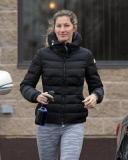 Exclusive... Gisele Bundchen Leaving A Yoga Class 