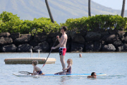 *EXCLUSIVE* **NO WEB** Neil Patrick Harris and David Furnish take the kids paddle boarding