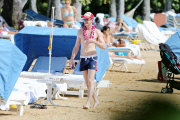 *EXCLUSIVE* **NO WEB** Neil Patrick Harris and David Furnish take the kids paddle boarding