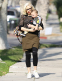 Exclusive... Gwen Stefani Out And About With Apollo 