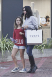 *EXCLUSIVE* Courtney Cox bonds with Coco after Shopping at Curve