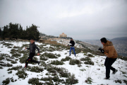 Snow in the city of Nablus