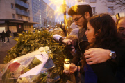 Vigil for terror victims outside Kosher Supermarket 